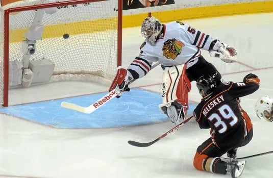 A View from the Glass: The Mental War and the Quest for Lord Stanley’s Mug