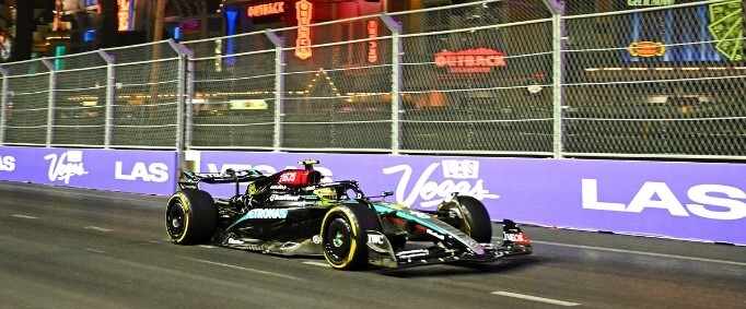 A Free Race Ticket, With Ups and Downs