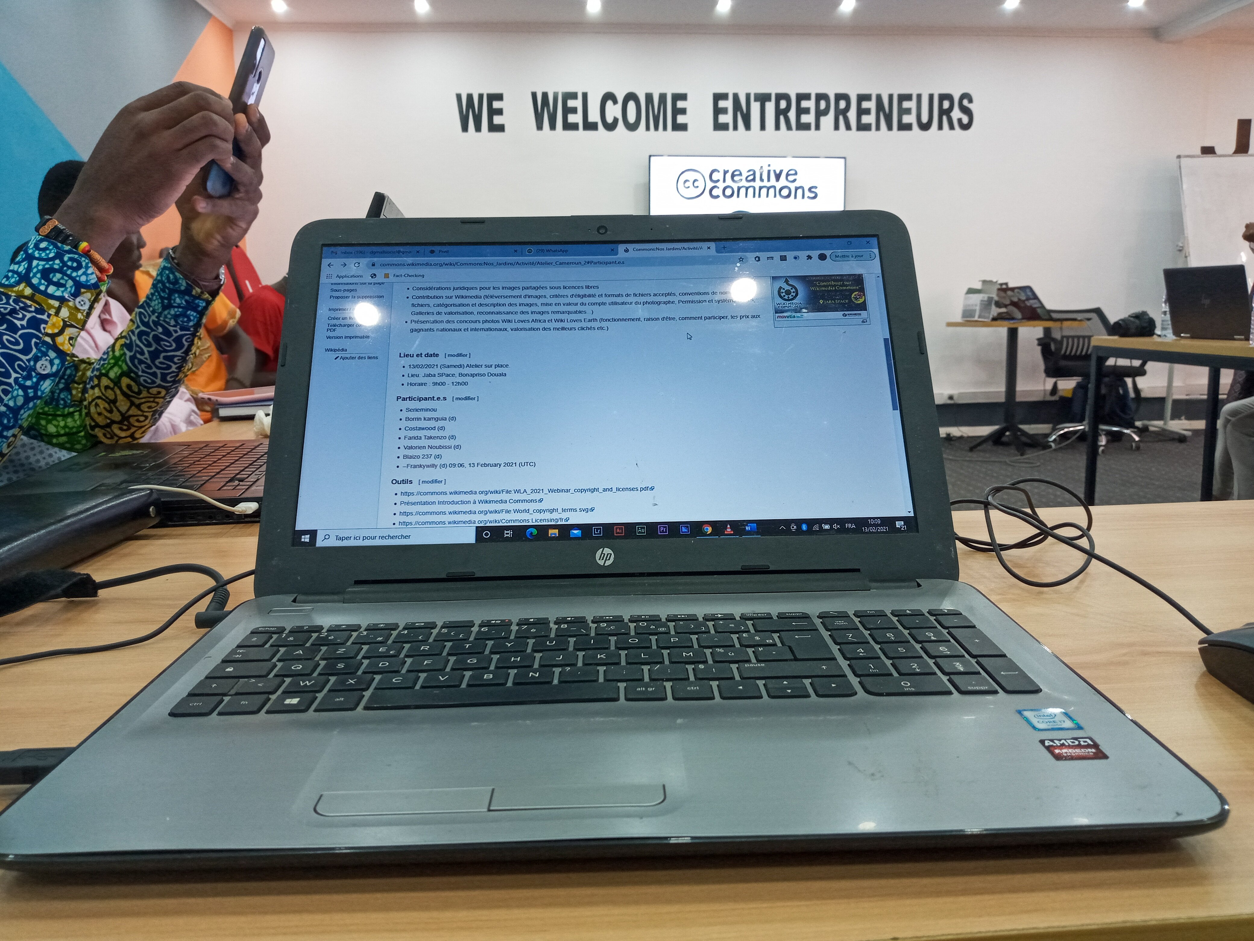 Anti-AI violence, Signal messages exposed via iOS and Australia's Venmo sold