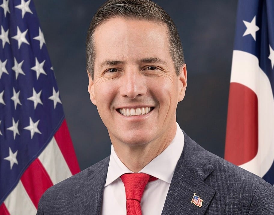 ⏩ Leadership for 2025: The Old Guard and the Freshman Senator