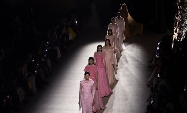 مُراجعات: مجموعة أشواق المرشد 2025