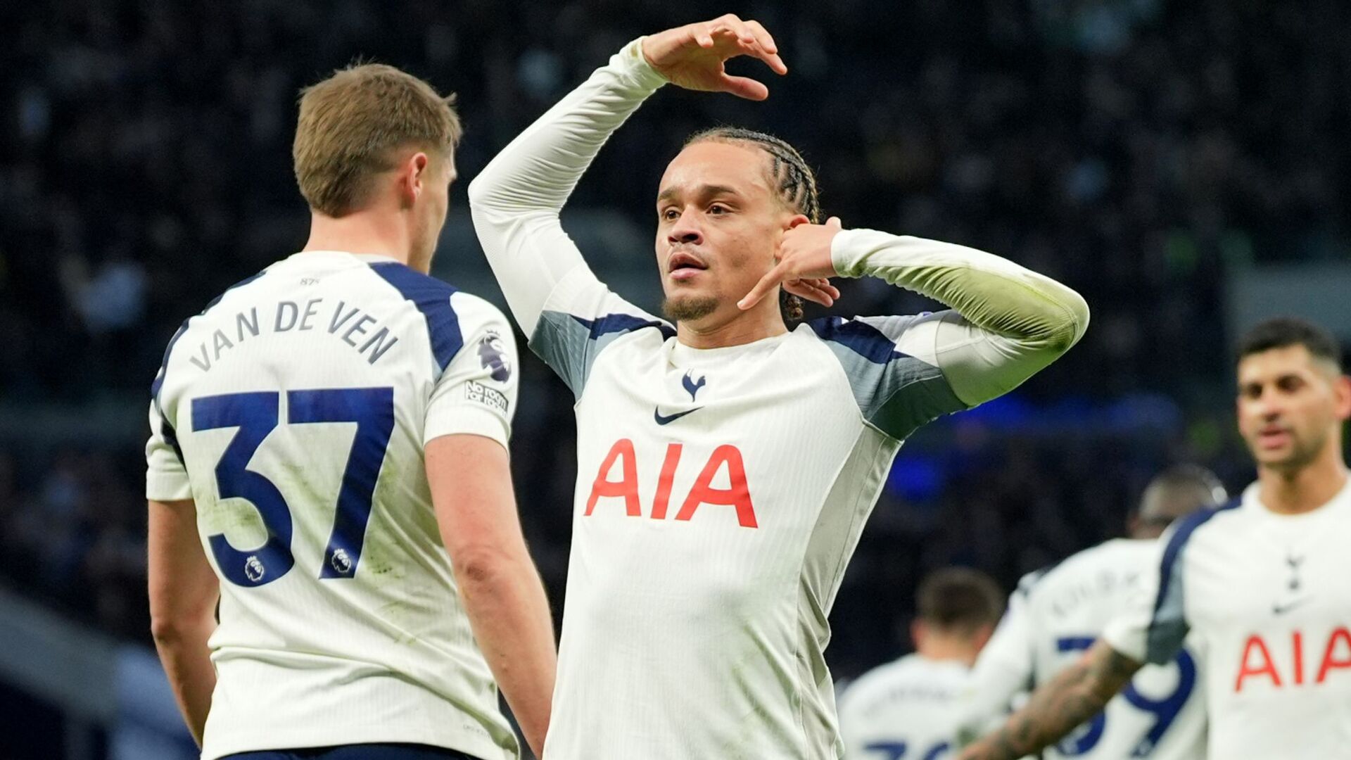 Tottenham cruise past Brentford as Frank beats his previous side