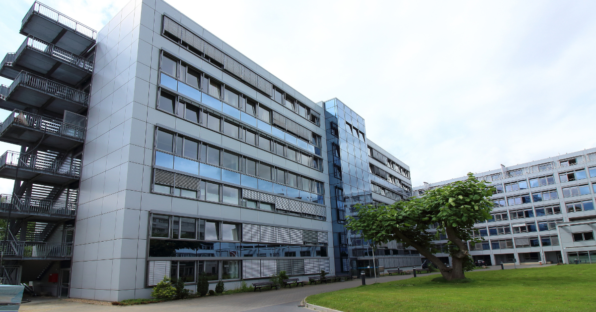 ⚫️Medical Office: Rents at Record, Absorption Positive, $2.2B Invested in Q2