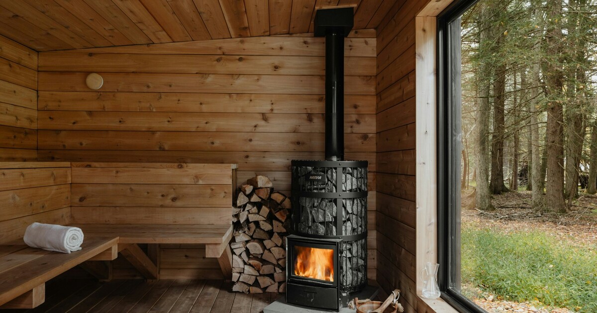 Fire and Ice: The Science of Thermal Stress as Longevity Medicine 