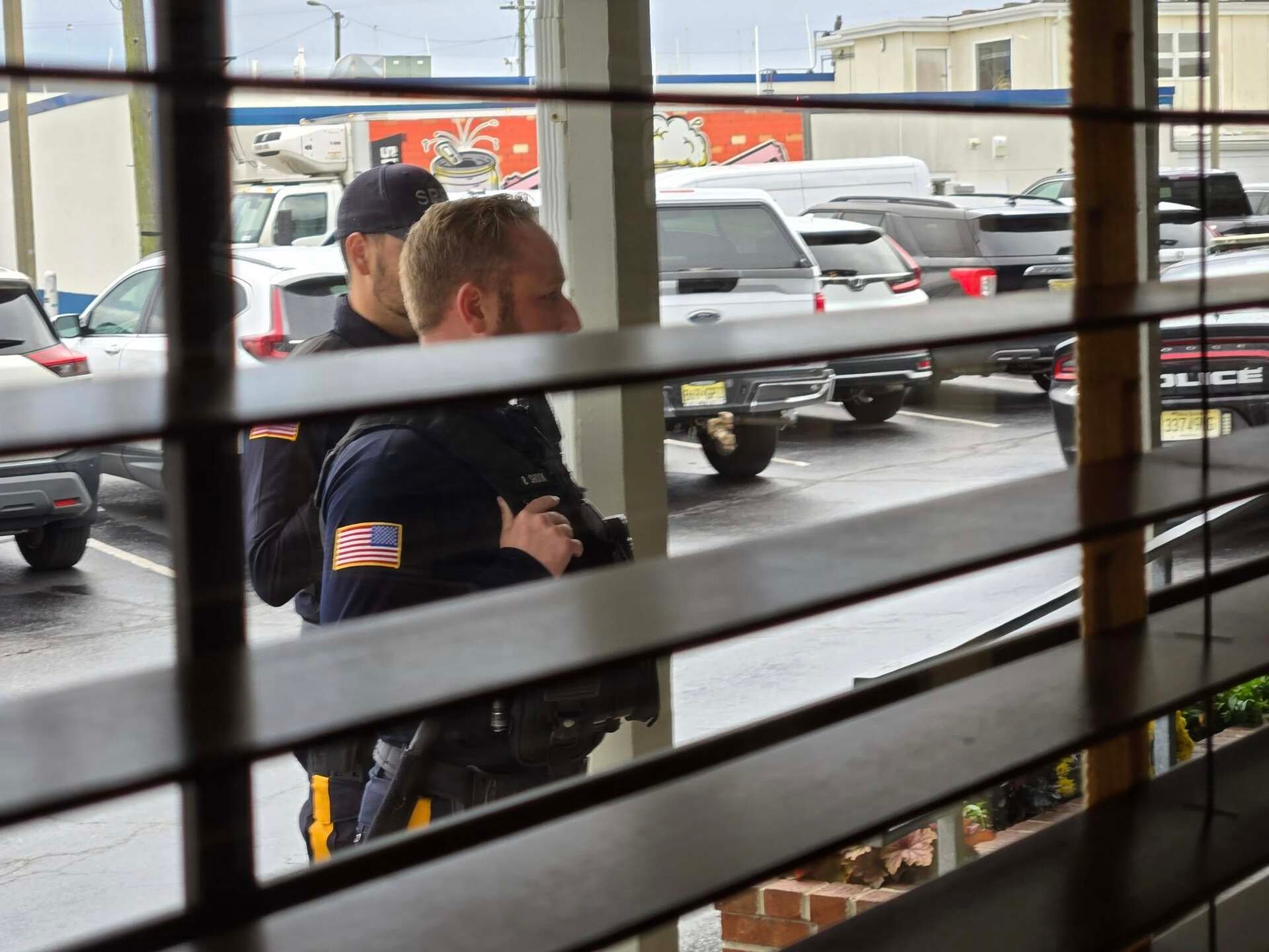 Customer Arrested, Coleslaw Wasted during Crab Trap Altercation