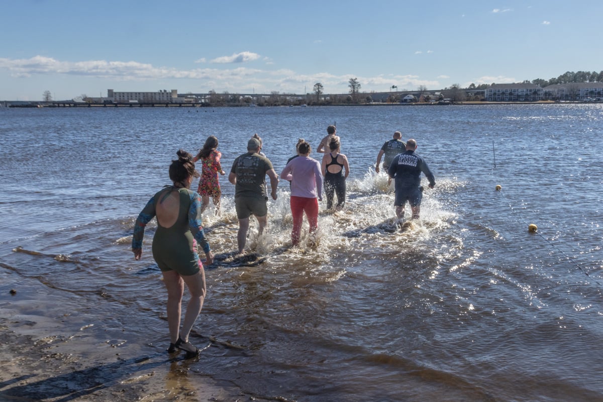 Polar vortex puts a damper on polar plunge