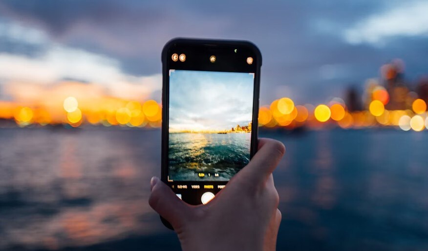 Our Anti-Photographic Memories?