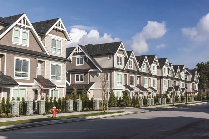 Why Exterior Consistency Matters in Townhouse Condominiums