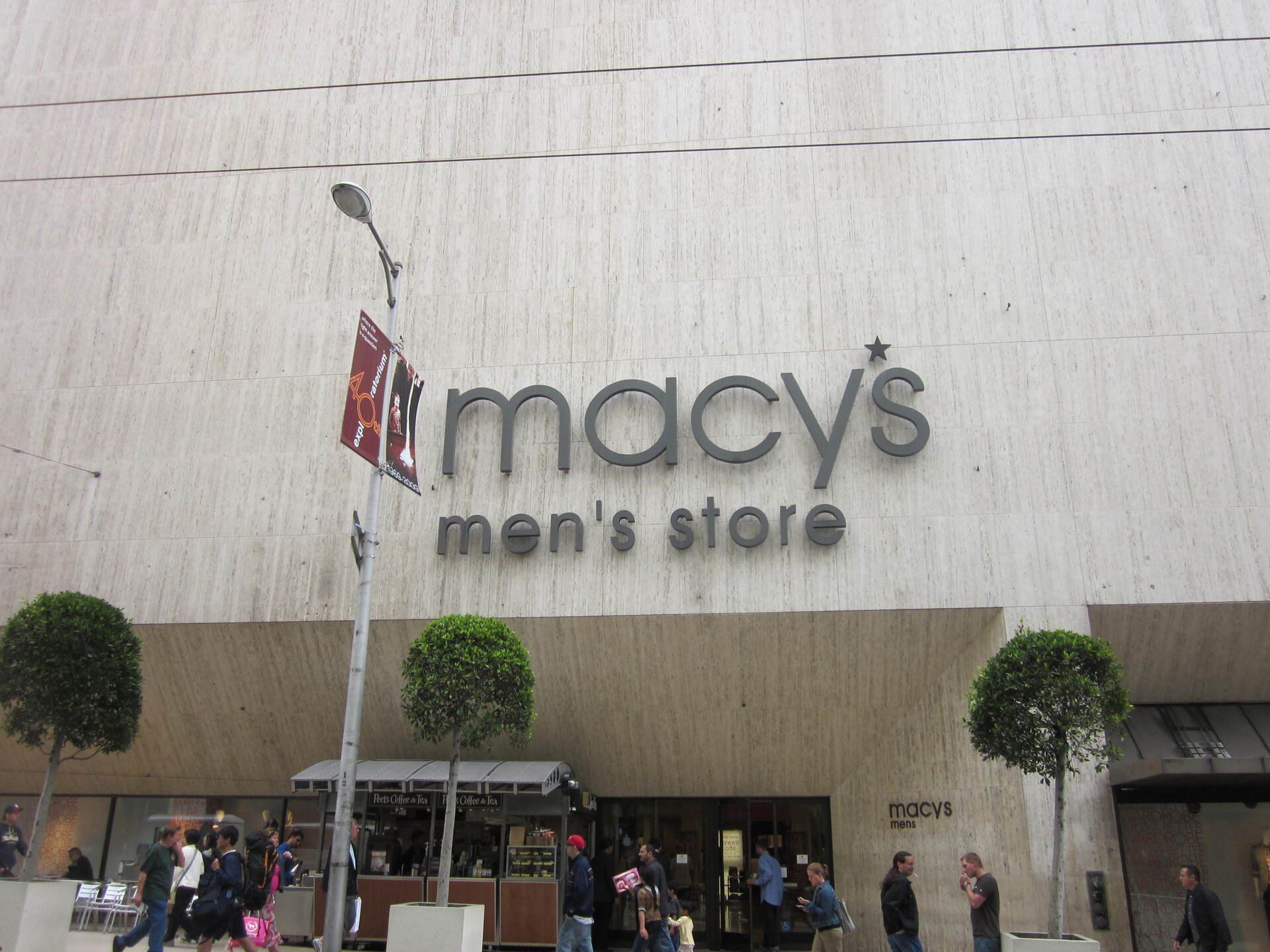 Top Deals On Men's Clothing At Macy's 