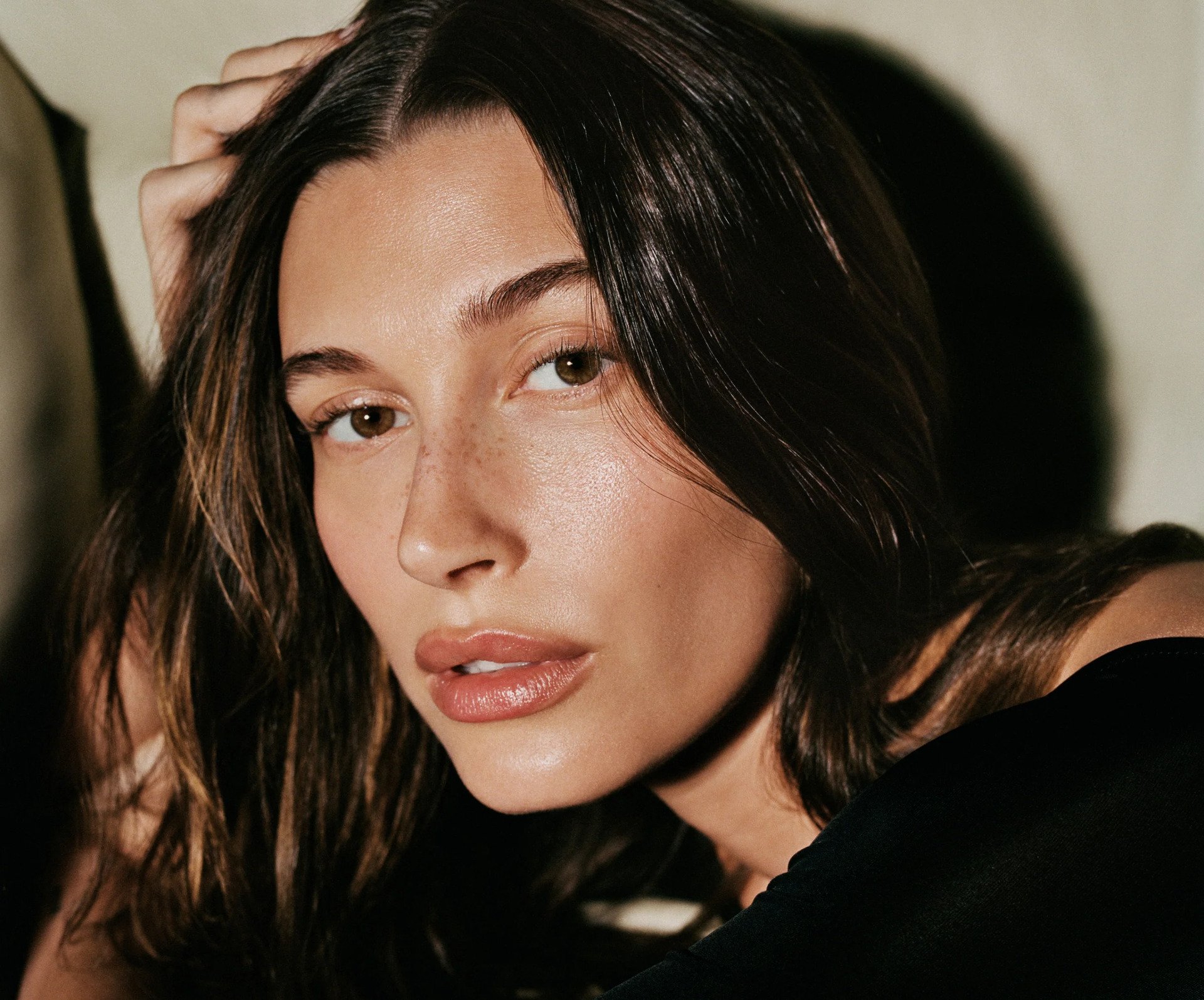 🎙️'When You're in the Middle, No One Cares'