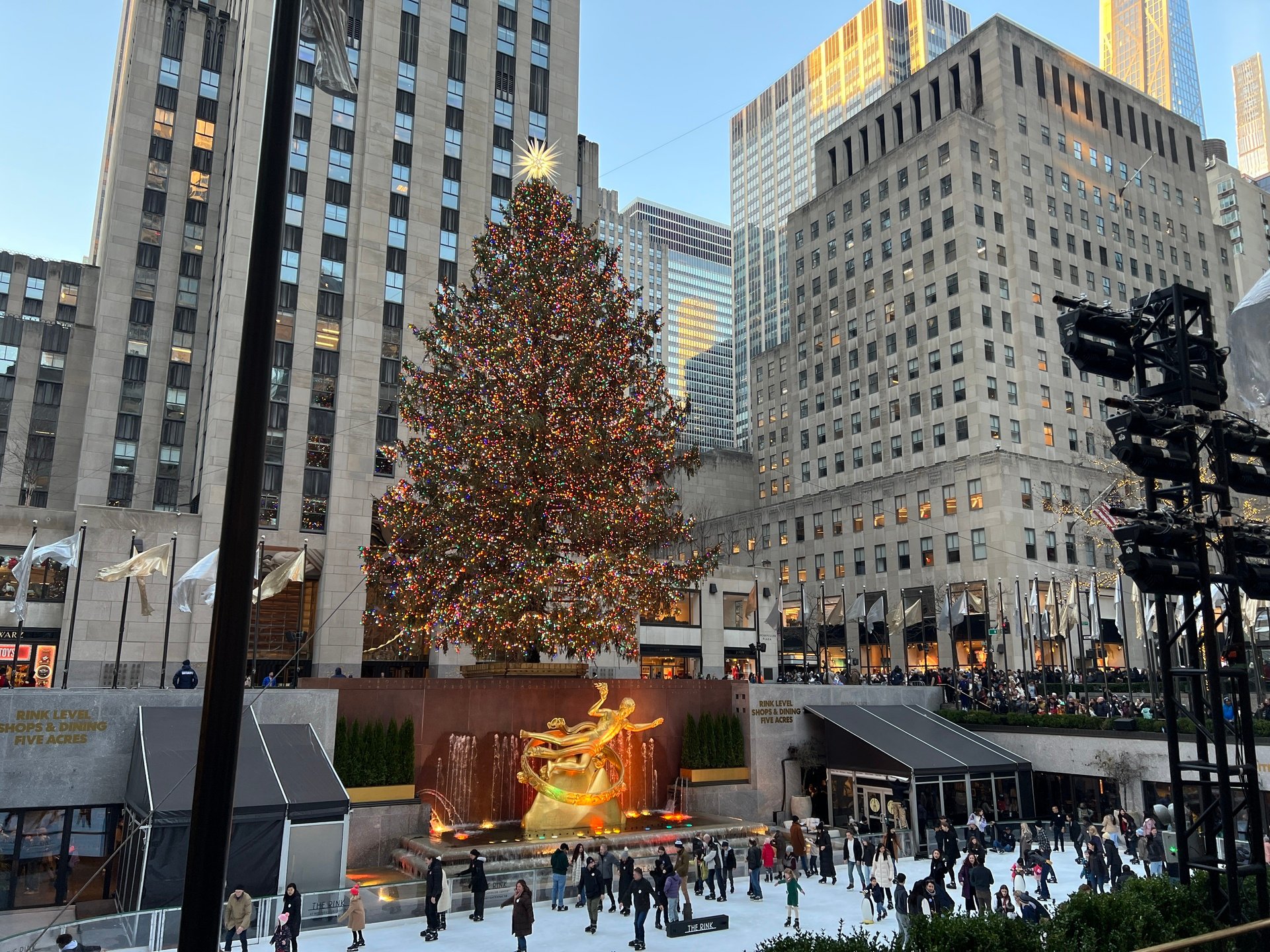 Your Complete Guide to Holiday Fun Around Bergen County