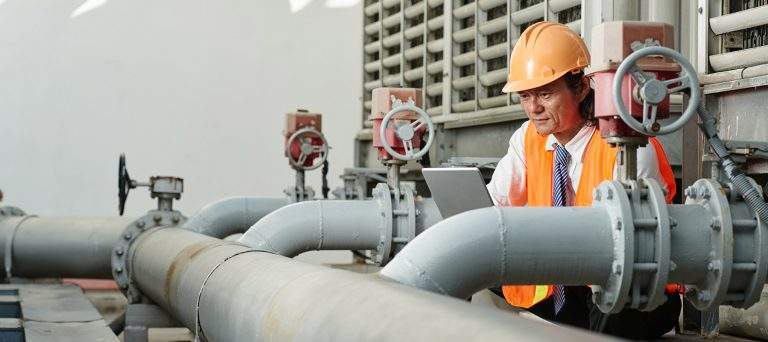 Soluciones Avanzadas para la Supervisión de Oleoductos y Gasoductos y Redes de Comunicación SCADA