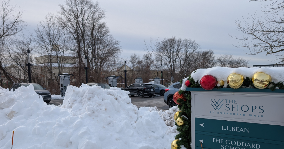 The Weekly 1.21⚡ (EVI News #51) - Maryland Delays EV Charger Fees. Walmart Energy's Pipeline Passes 200 Sites. First NEVI Site in Minnesota. IONNA's End of Year Push.