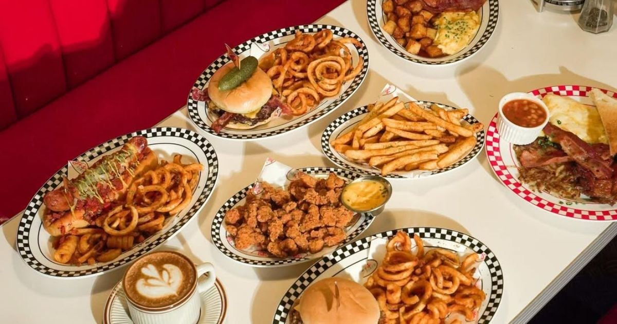 Joji's Diner - 1950s Retro America Diner Experience