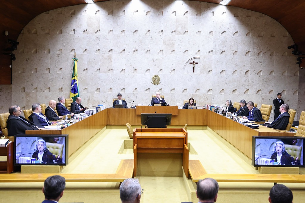 26.03.2026 - O preço da toga: Quando o teto encontra a realidade