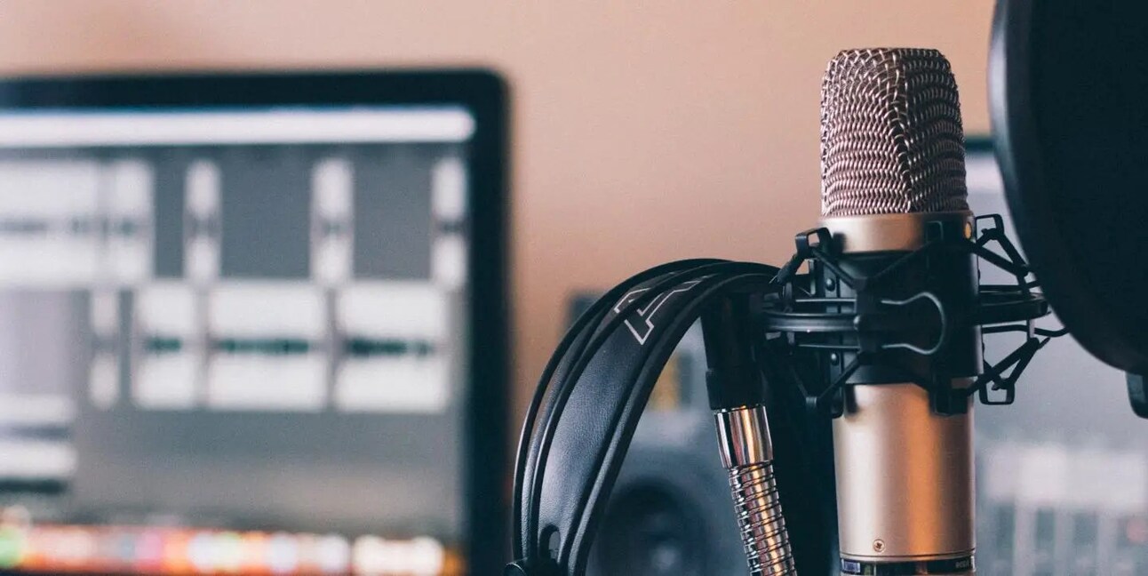 Herramientas para periodistas: tips para realizar entrevistas remotas