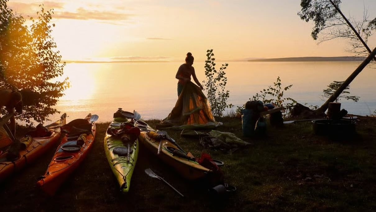 6 Tips To Banish Fear (Video) • ACA Charts New Course • Health Benefits Of Paddling • Secret Histories Of Rivers