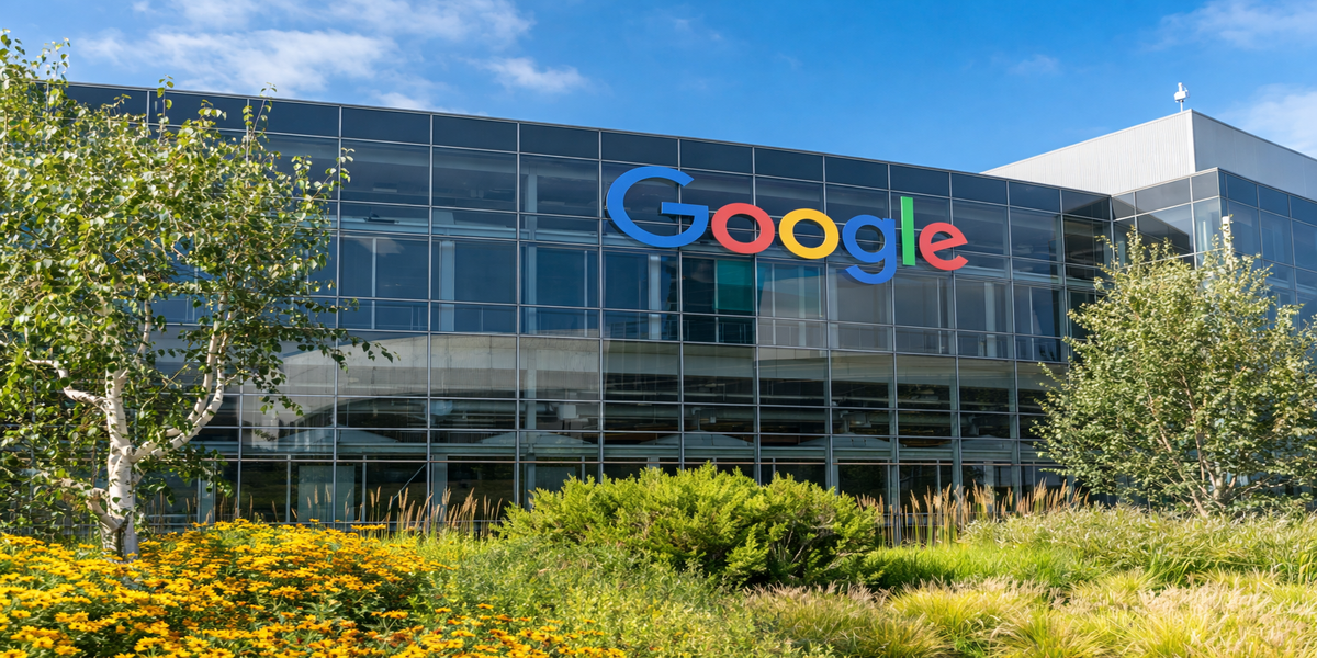 구글, 도청 논란에 950억 원 배상 합의 (26.01.28)