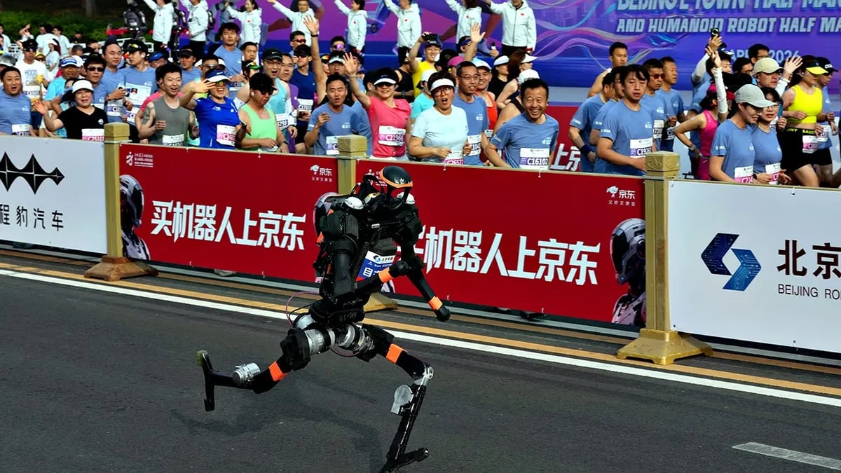 A Robot Just Beat the Human Half Marathon World Record in Beijing