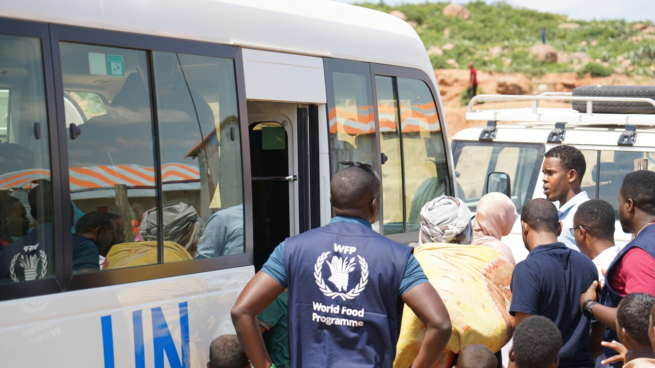 The Libertarian with a Guillotine