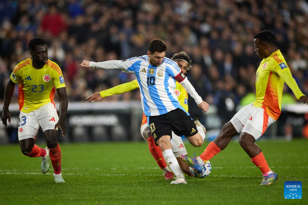 Week 51 - World Cup Fully Booked, Memories Now Sponsored, AI Buys Baseball