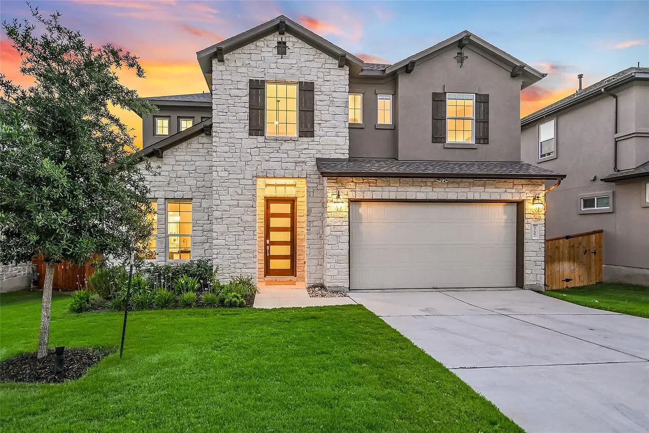 Greenbelt-Backed Home with Game Room & Balcony – Austin