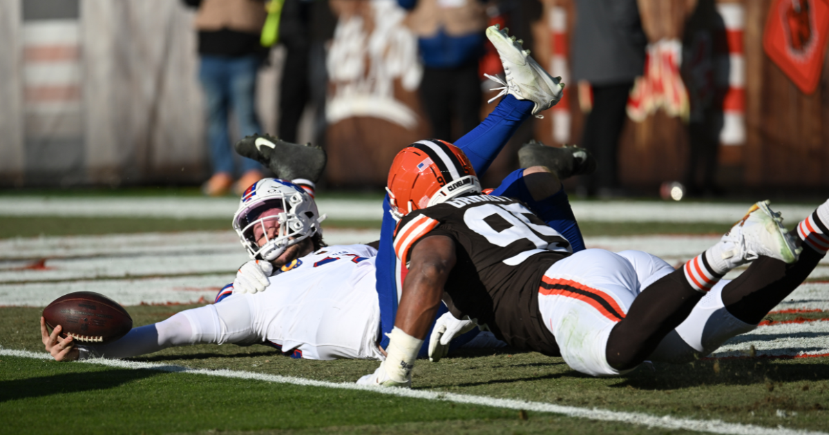 Garrett Changes Games, But He's Not the NFL's Most Valuable Player