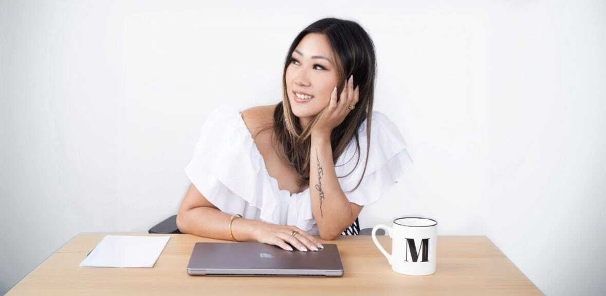 Why your LinkedIn profile isn't attracting any recruiters (and my free crash course to fix it)