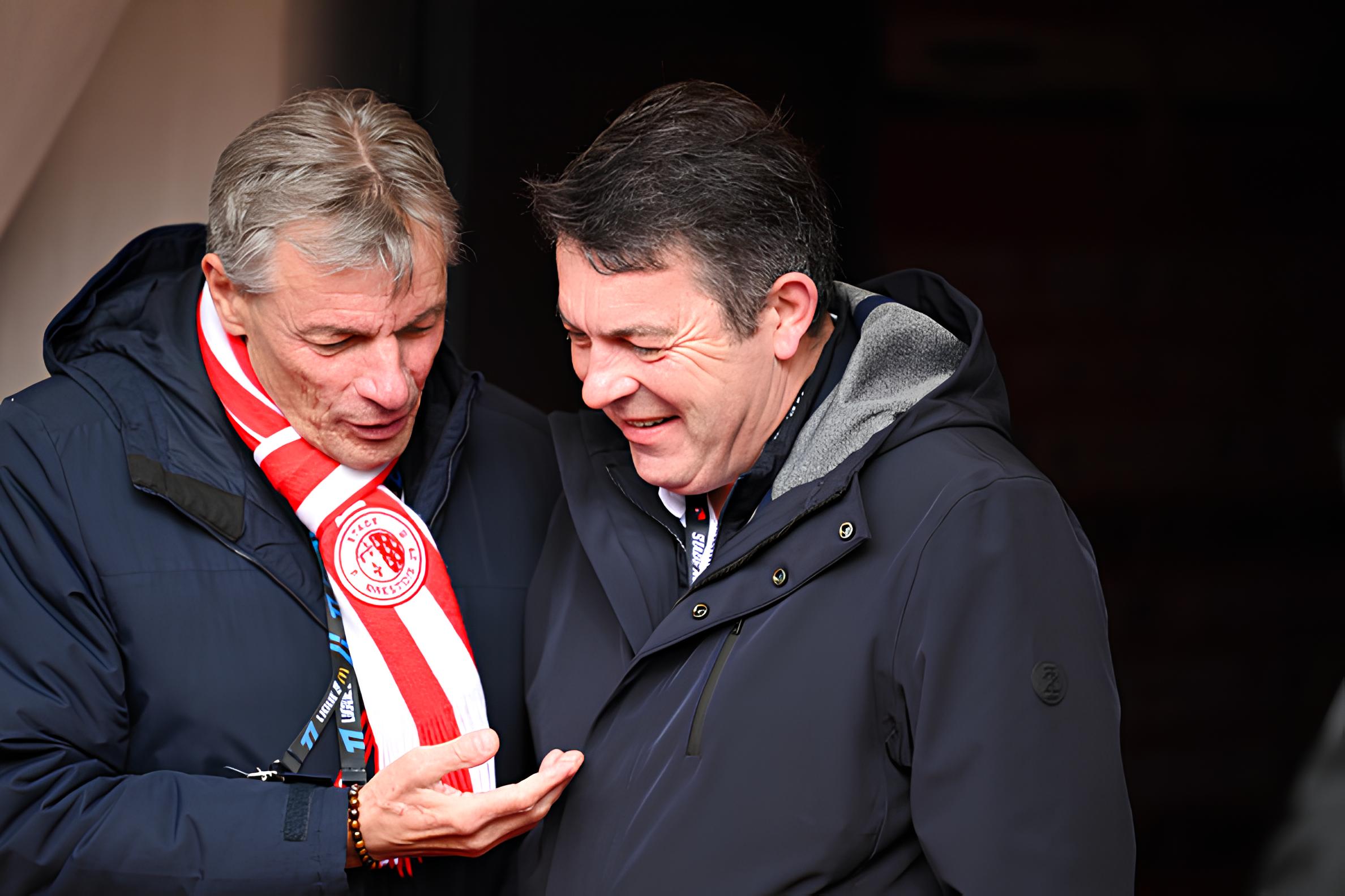 ☕ La Ligue 1 serre la ceinture, 16 offres d'emploi, etc.