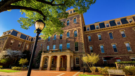 What a New PBS Doc Reveals About Advising's Value