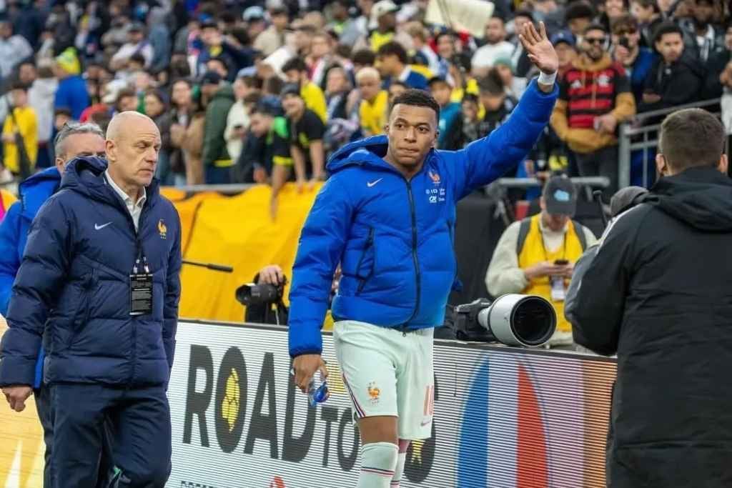 Selección de Francia que tendrá base en Boston cambia de universidad