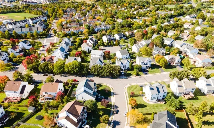 🏘️ El boom de las megacasas en DC