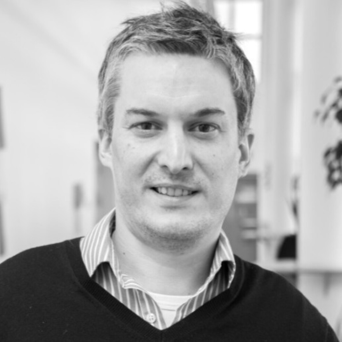 Simon Swan