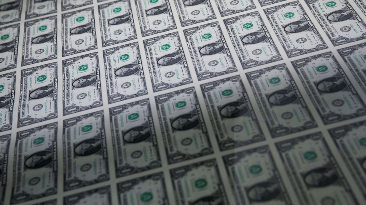 De-Dollarization Is Inevitable. The World Isn’t Prepared