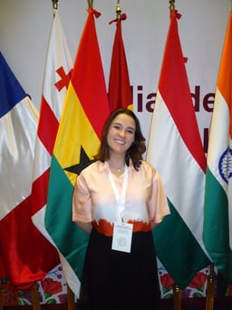 ANA CAROLINA SALGADO GARZA