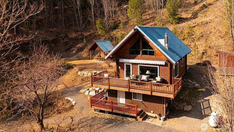 🏕️ West Coast Wealth: End Your Week with Prime STR Deals | April 3, 2026