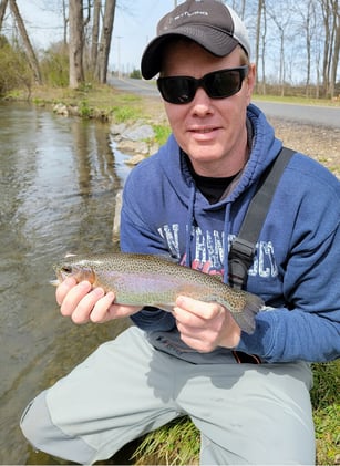 🐟 A Tennessee bass that was "too big to jump," a gar caught by accident, and more.