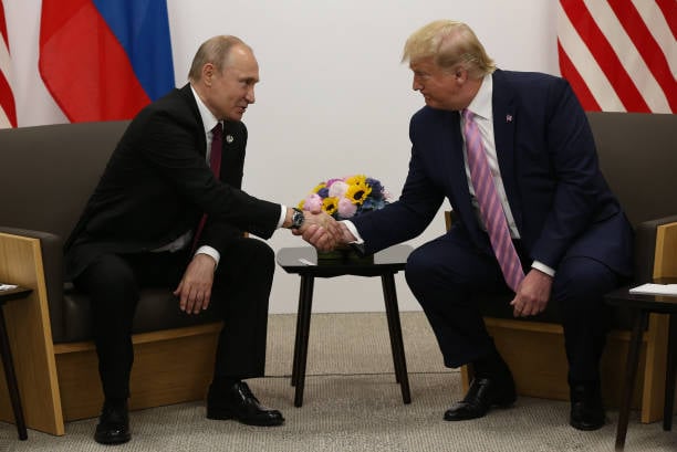 Trump-Putin Summit | Is ‘Super-Skinny’ Trending? | ‘The Office’ Spinoff