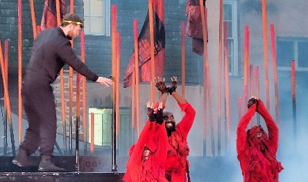 Storm strikes outdoor Macbeth