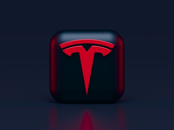 Tesla Semi Truck Mass Production Delayed to End of 2024
