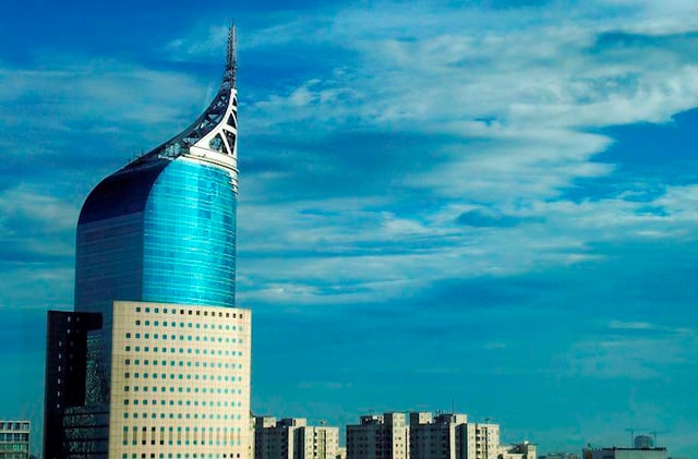 “Stunning March Surge: FX Reserves Skyrocket, UOB Reports Remarkable Growth”