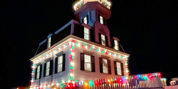 Twinkly Trails & Merry Tales ✨