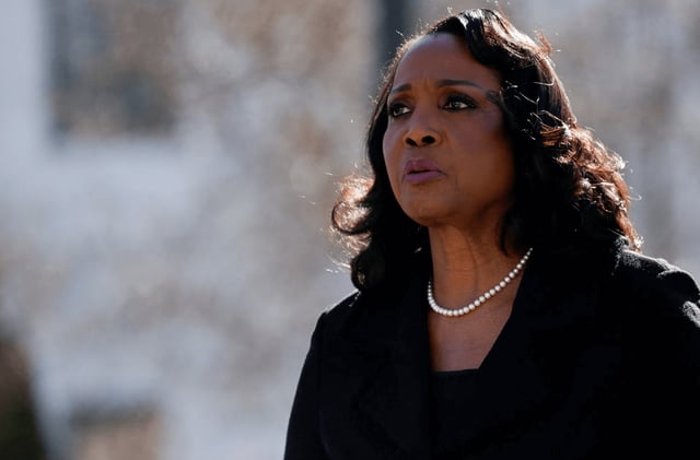 Supreme Court Skeptical of Trump’s Push to Fire Fed Governor Lisa Cook