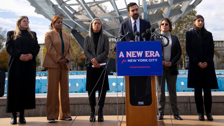 🤑 No, Women Didn’t Ruin the Workplace