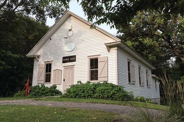 🍨 History website launch + Pint-Sized Prom + 30-minute strawberry sale