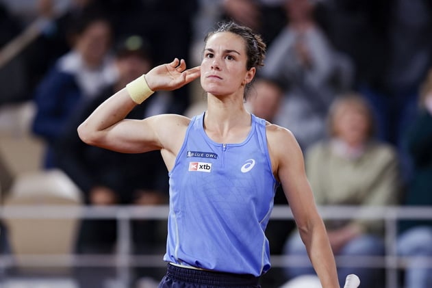 Jessica Pegula gets death threats, Alexander Zverev chokes vs Novak Djokovic & more