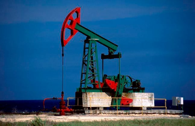 “OPEC+ Shocks Markets with Unexpected Production Cuts –Brent Crude Oil Soars to Average $101 in H2, According to ING!”