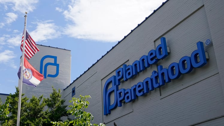 ⚠️ Planned Parenthood Sites Start Rejecting Medicaid