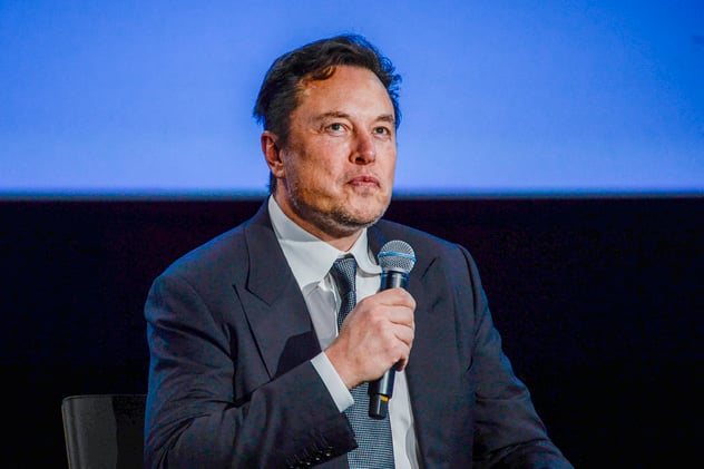 Elon Musk’s Neuralink Chips Implanted for the First Time in Canadian Patients 