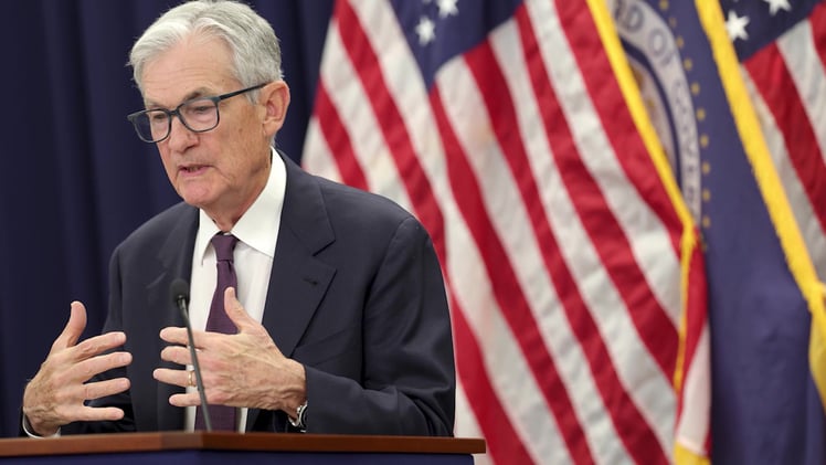 Fed Signals Higher Inflation, Uncertainty